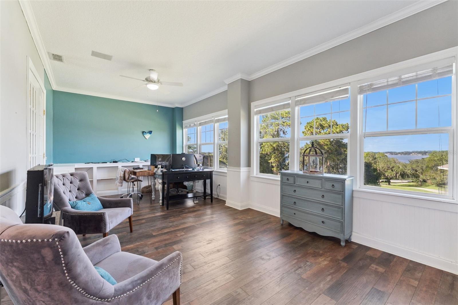 LAKE RIDGE CLUB SUB - Residential