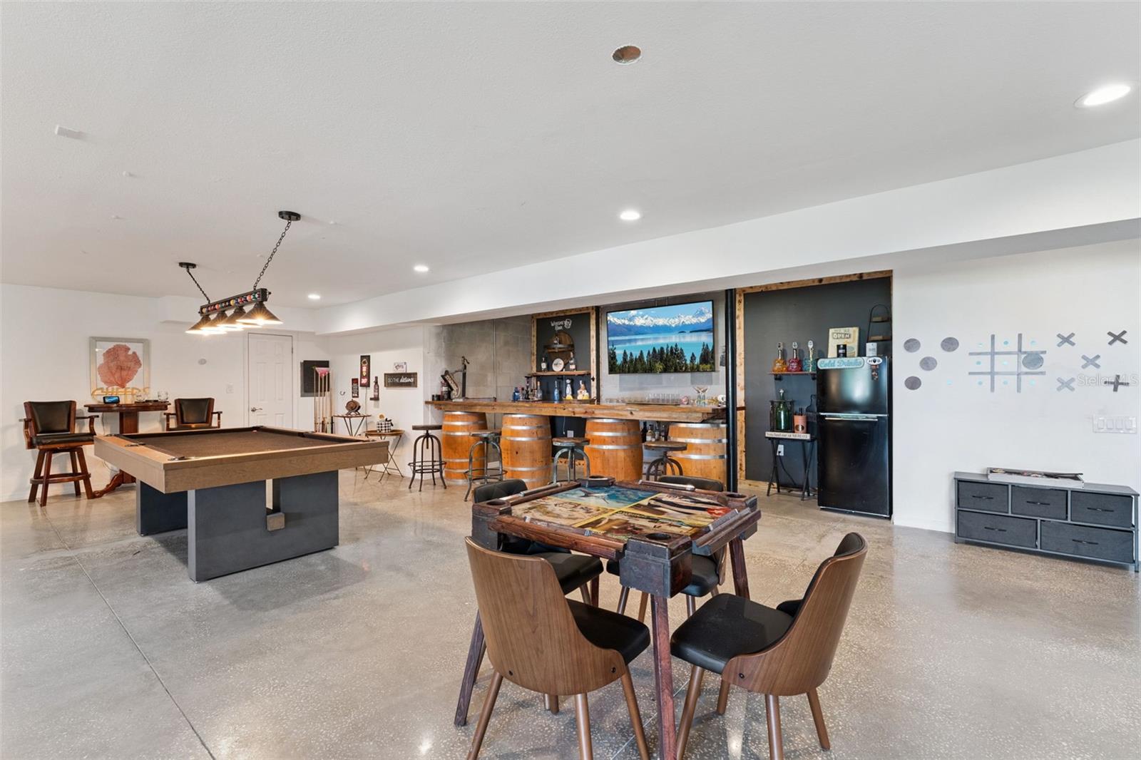 LAKE RIDGE CLUB SUB - Residential