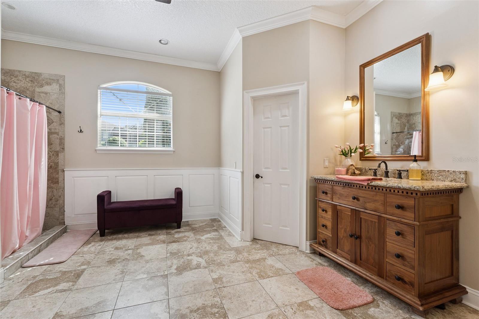 LAKE RIDGE CLUB SUB - Residential