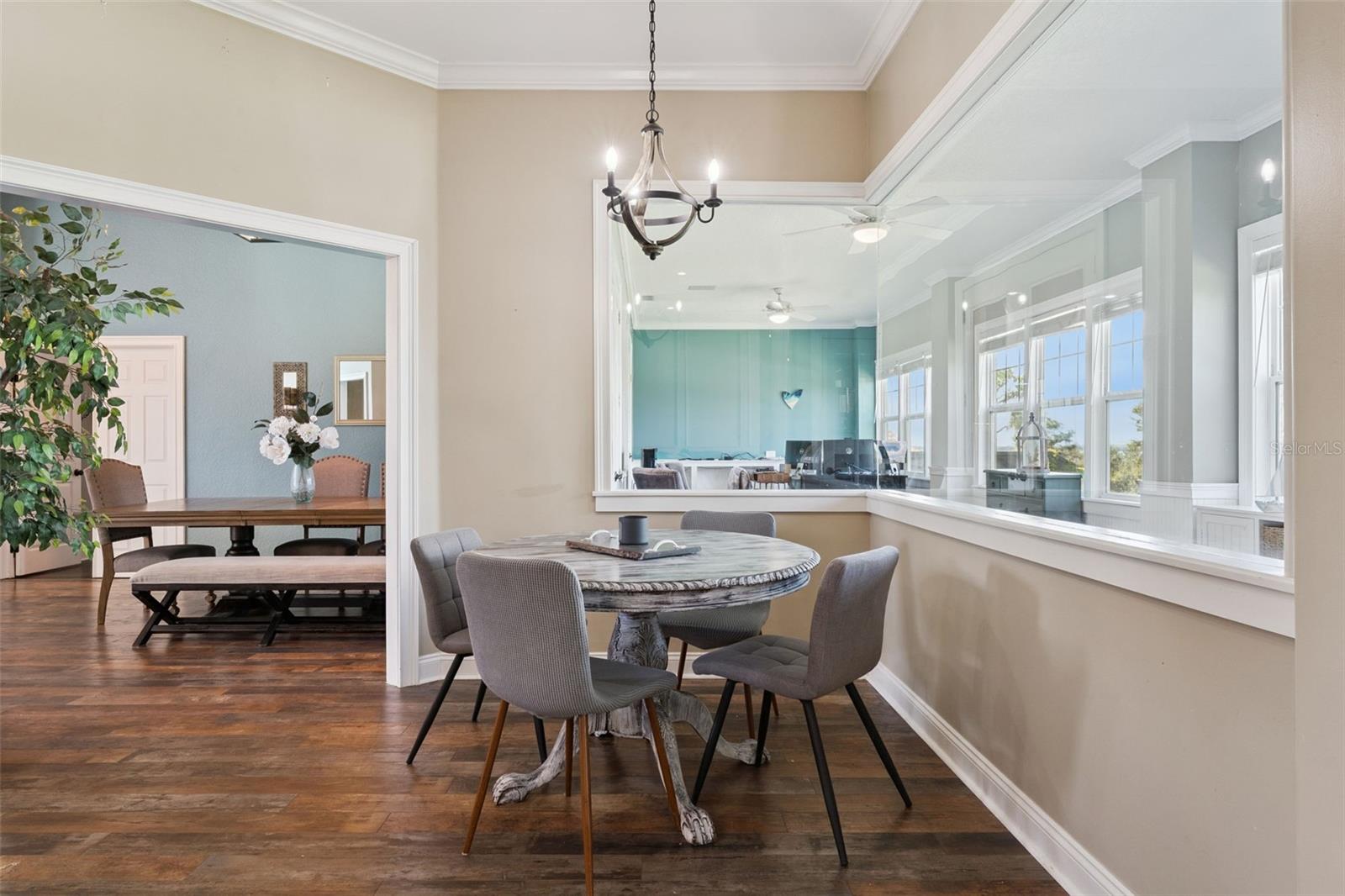 LAKE RIDGE CLUB SUB - Residential