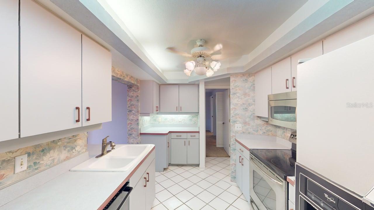 GULF GATE PINES - Residential