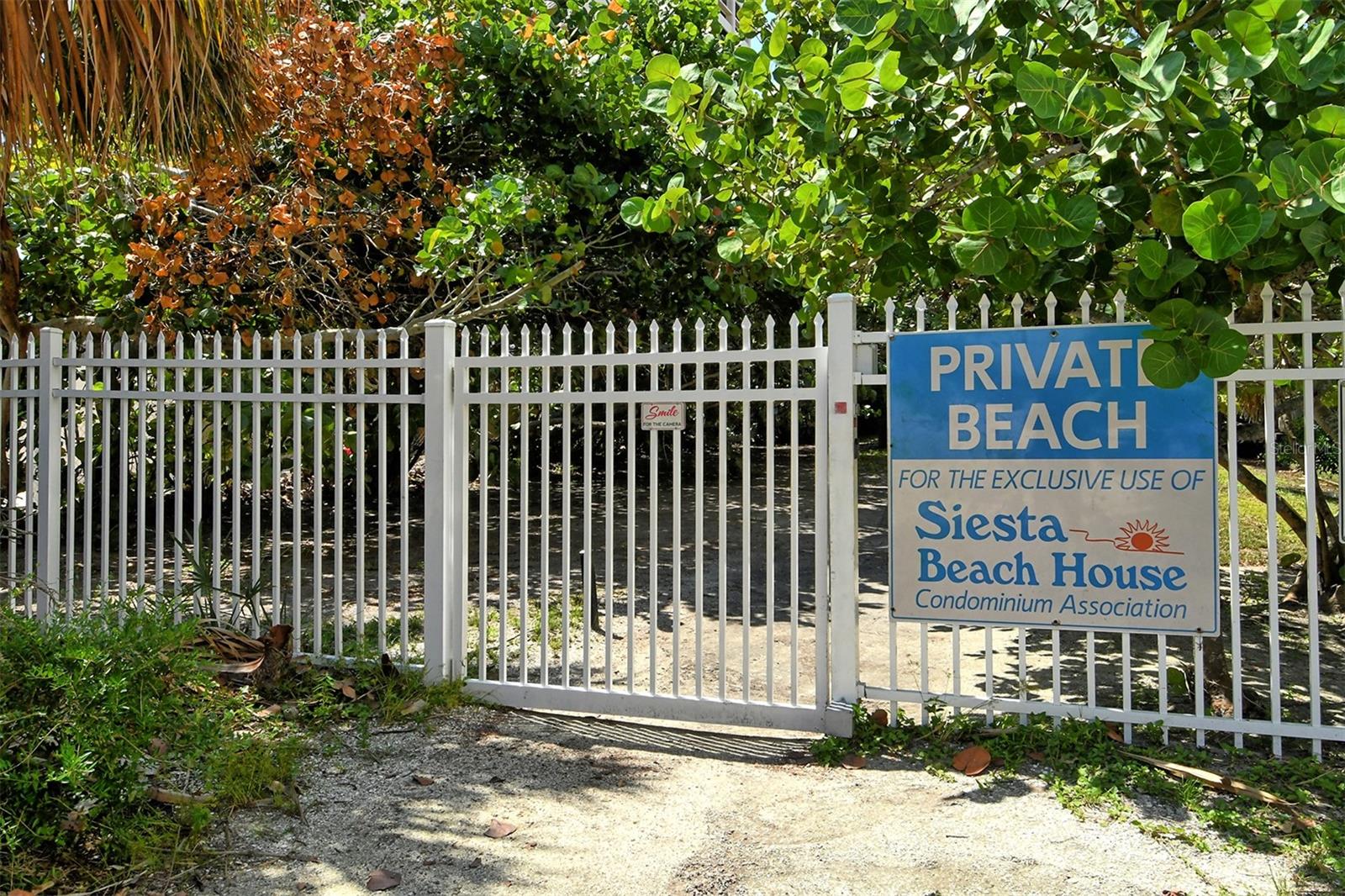 SIESTA BEACH HOUSE - Residential
