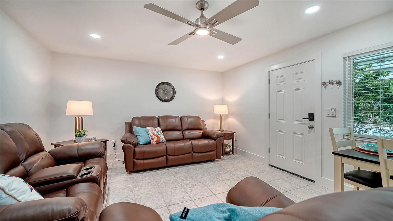 SIESTA BEACH HOUSE - Residential