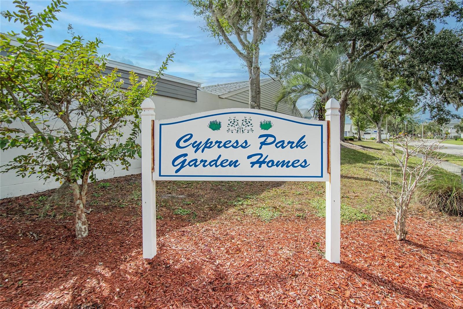 CYPRESS PARK GARDEN HMS 1 CONDO - Residential