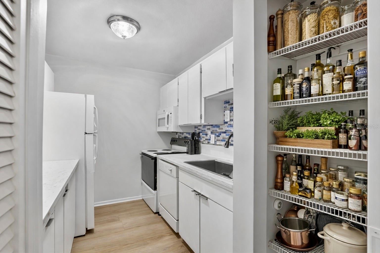 CYPRESS PARK GARDEN HMS 1 CONDO - Residential