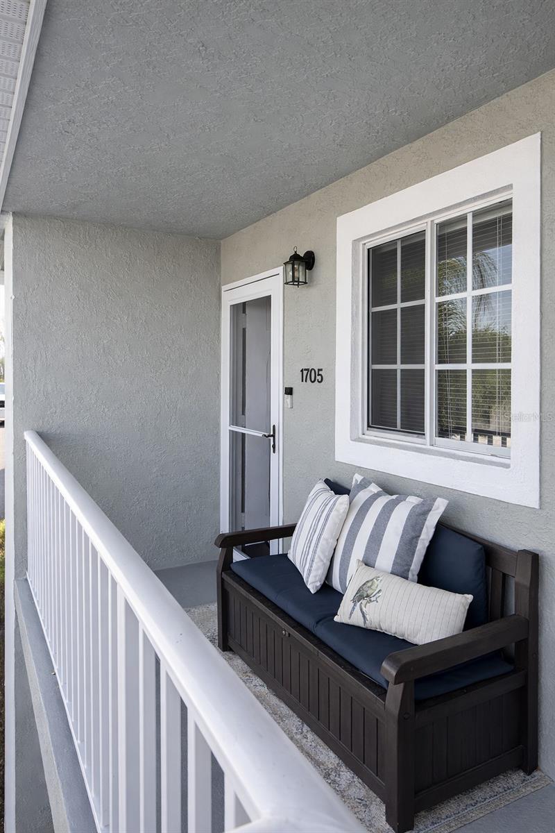 LAKES EDGE PH 04 - Residential