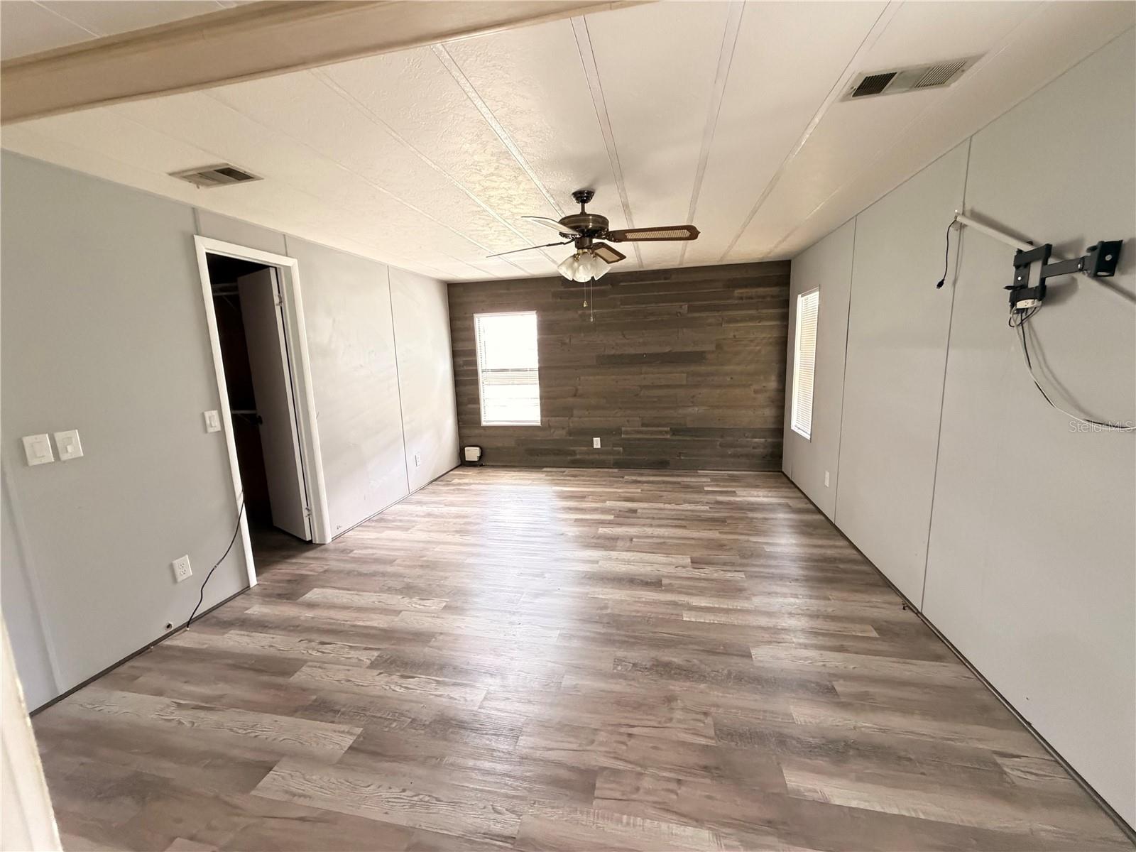 ZELLWOOD STATION COOP MH PARK - Residential