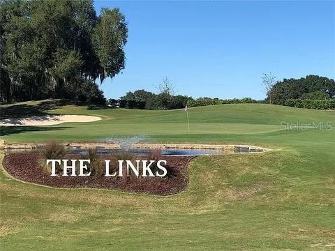 A home in LAKELAND