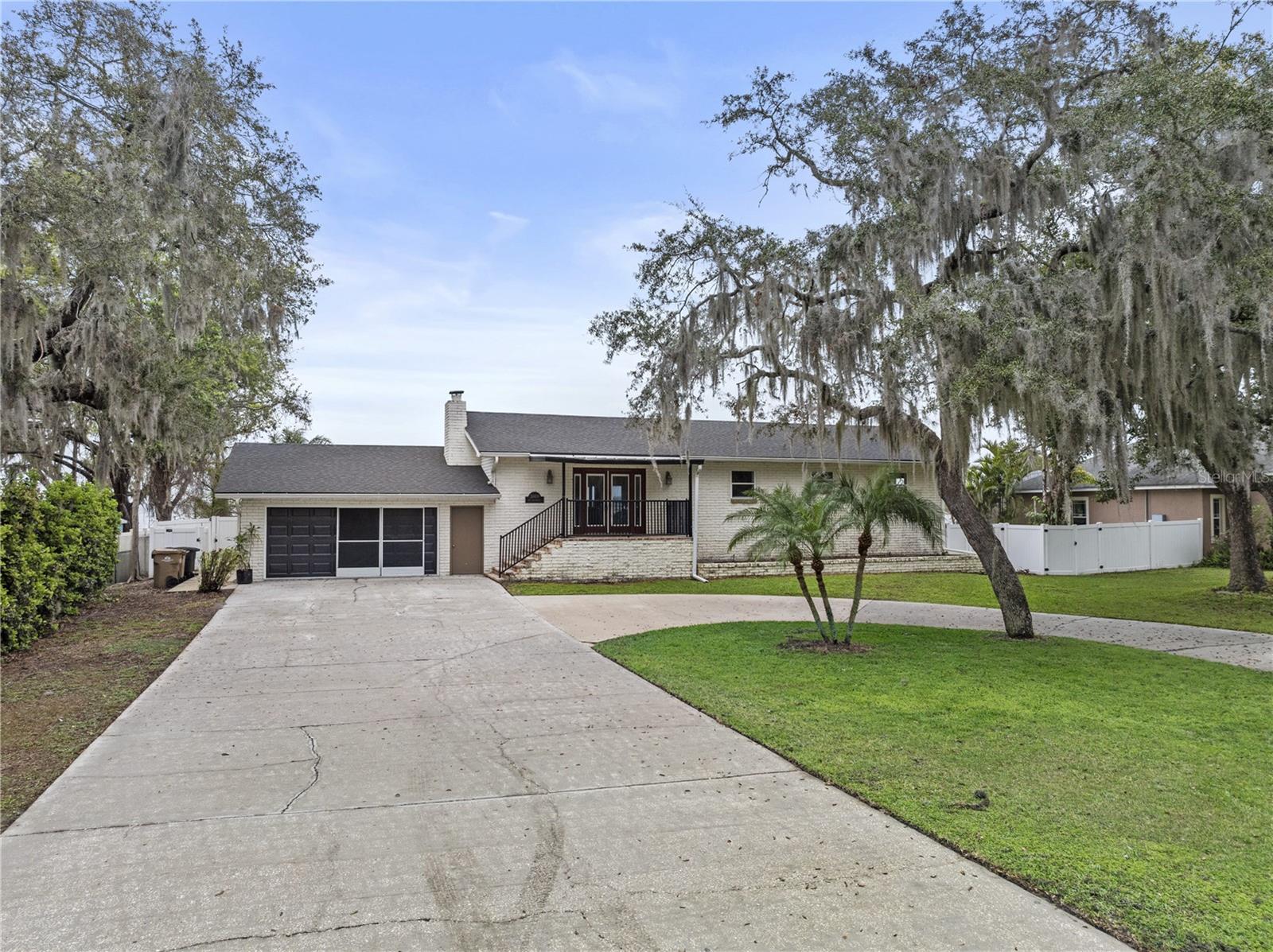 31400 SAUNDERS DRIVE