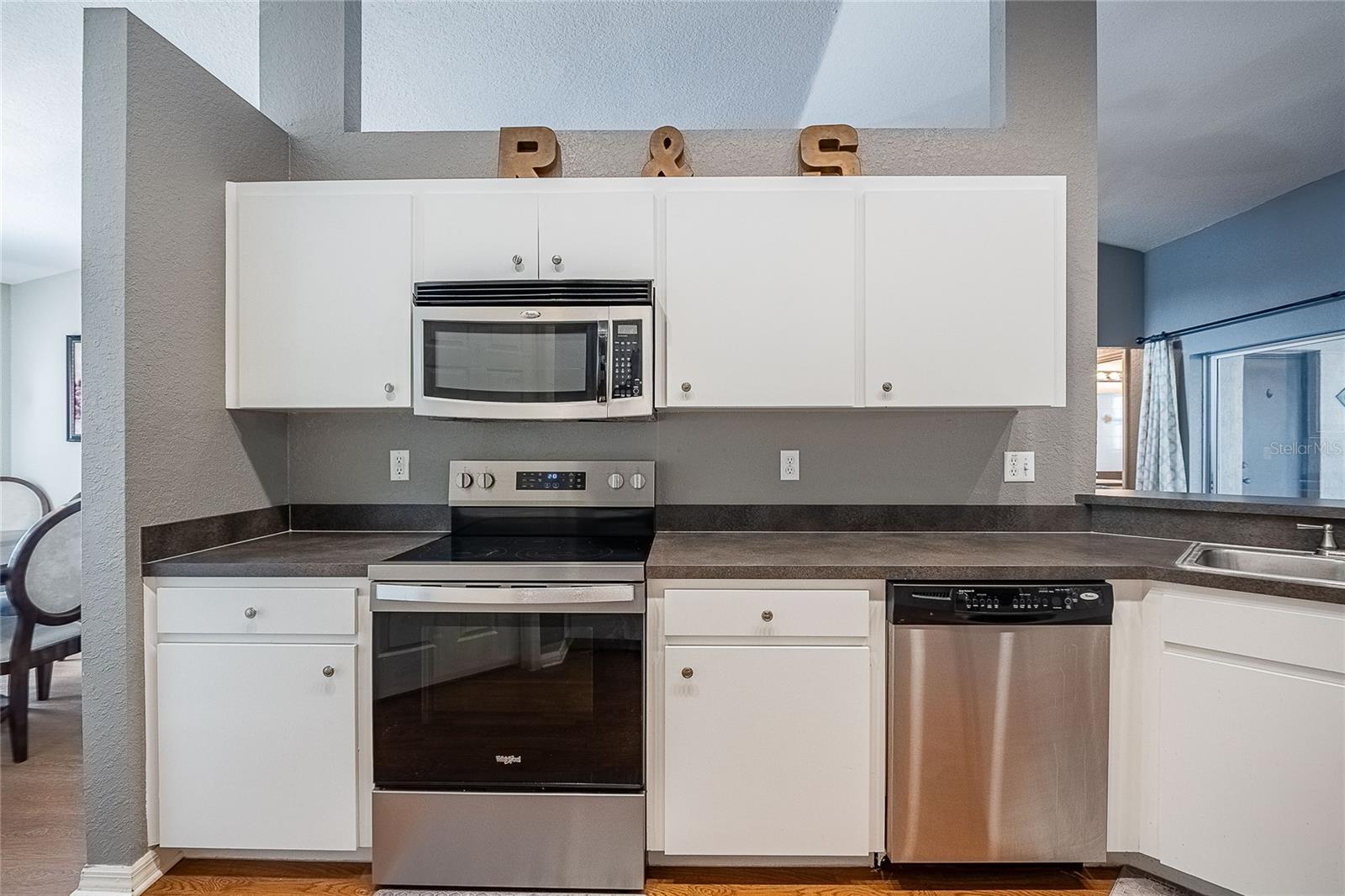 OAKFORD ESTATES - Residential