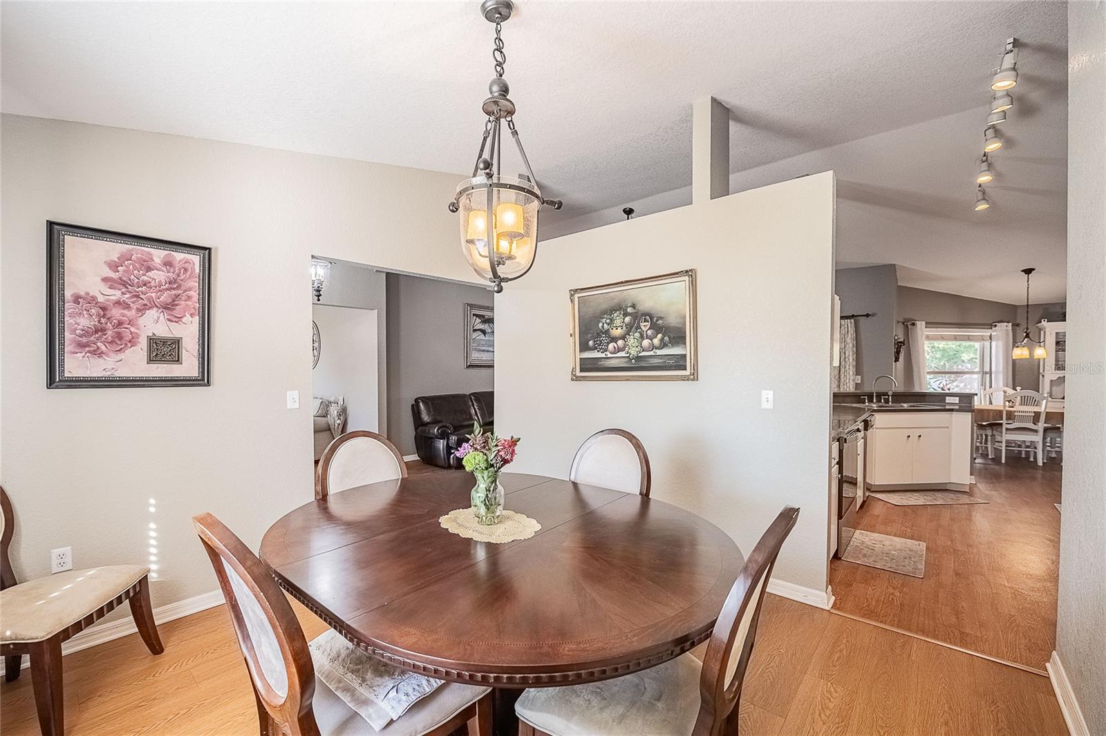 OAKFORD ESTATES - Residential