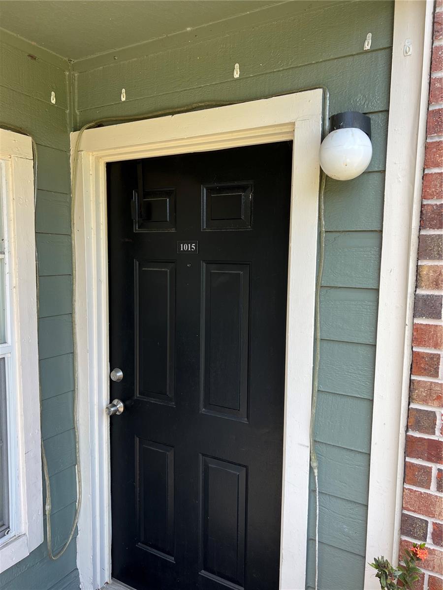 BELMONT/PK CENTRAL CONDO - Residential Lease