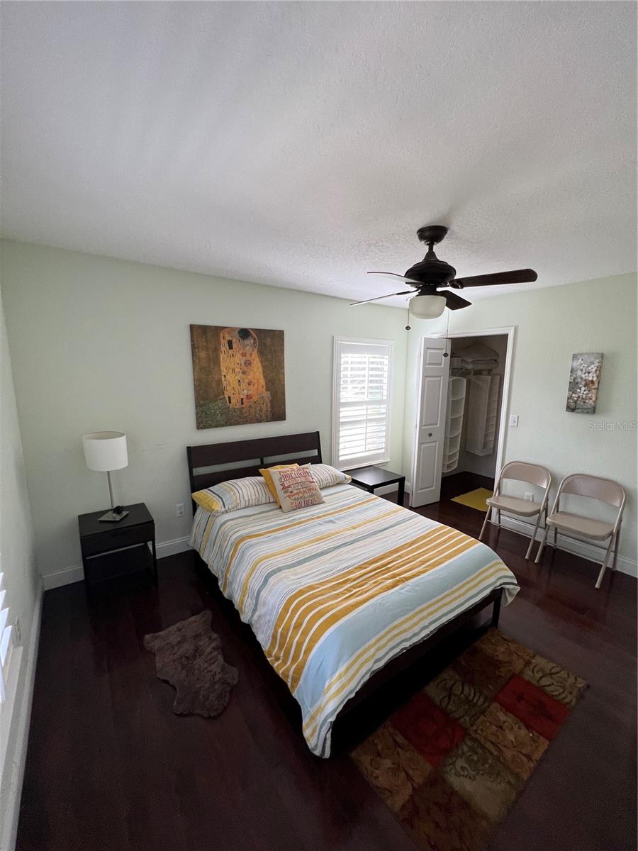 BELMONT/PK CENTRAL CONDO - Residential Lease