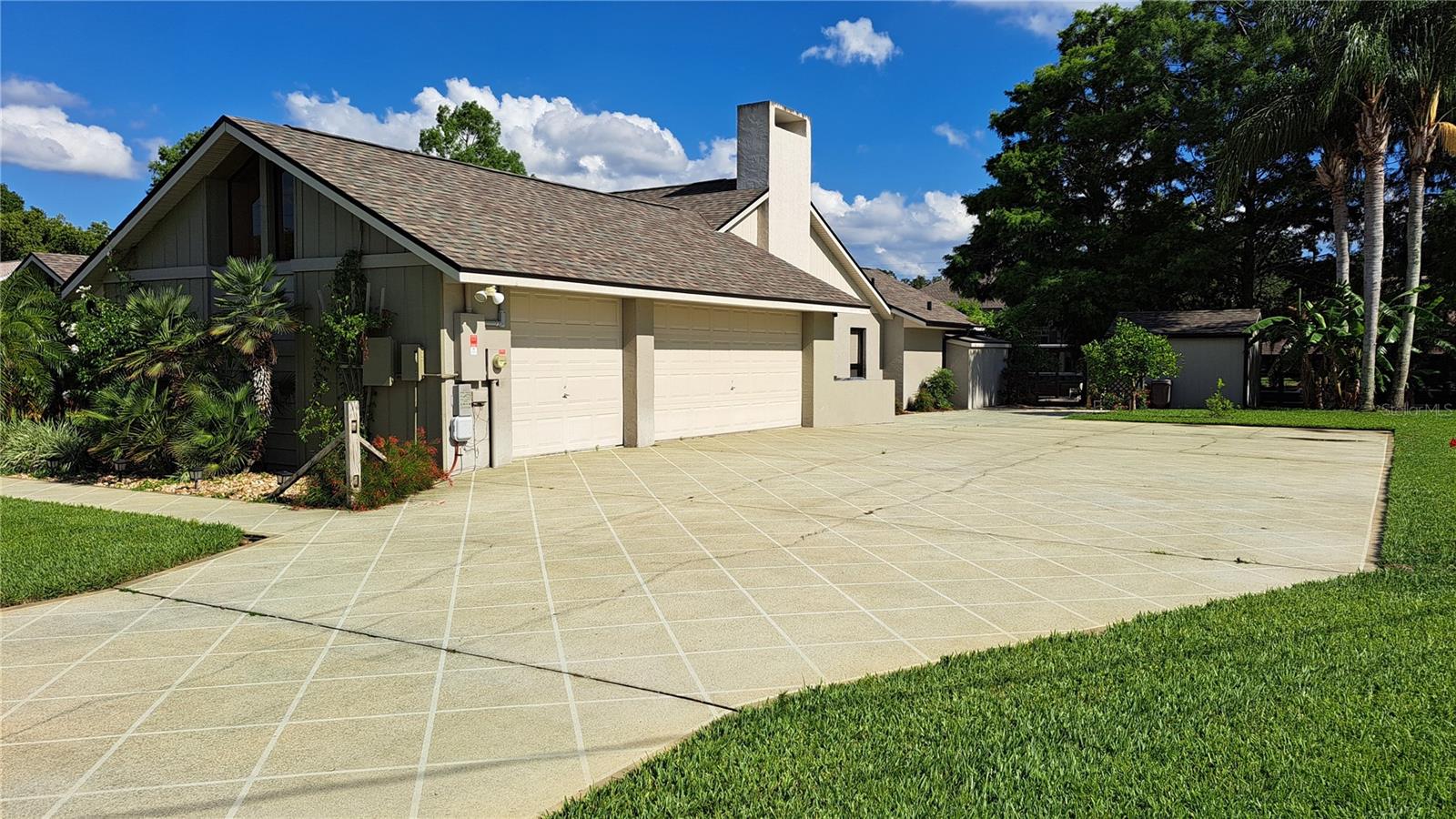 12430 BLUE HERON WAY