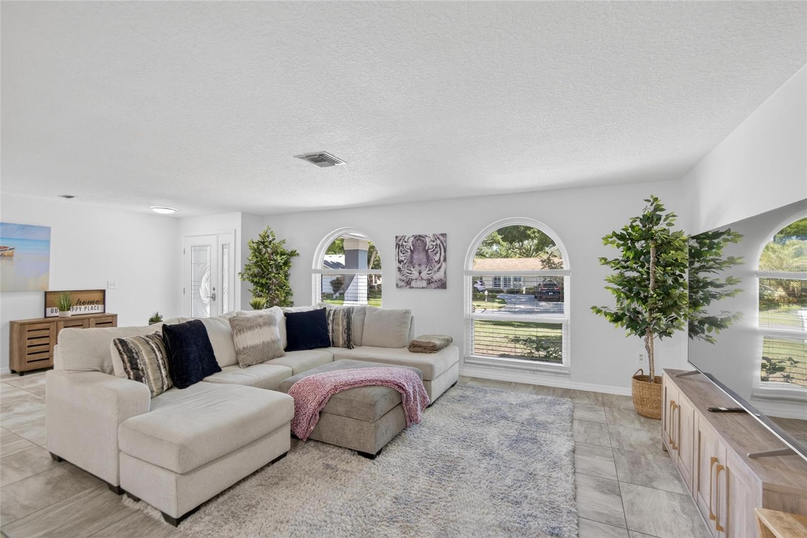 1668 ALLENS RIDGE DRIVE N