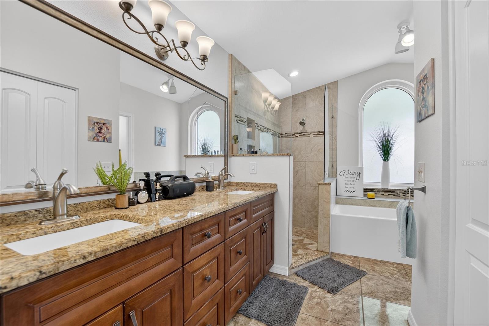 ALLENS RIDGE - Residential