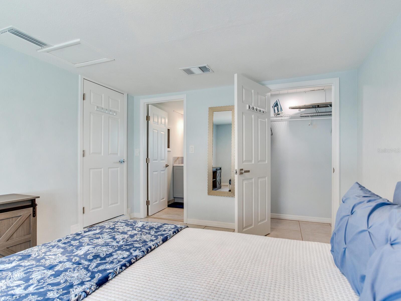 MADEIRA SHORES 1ST ADD - Residential Lease