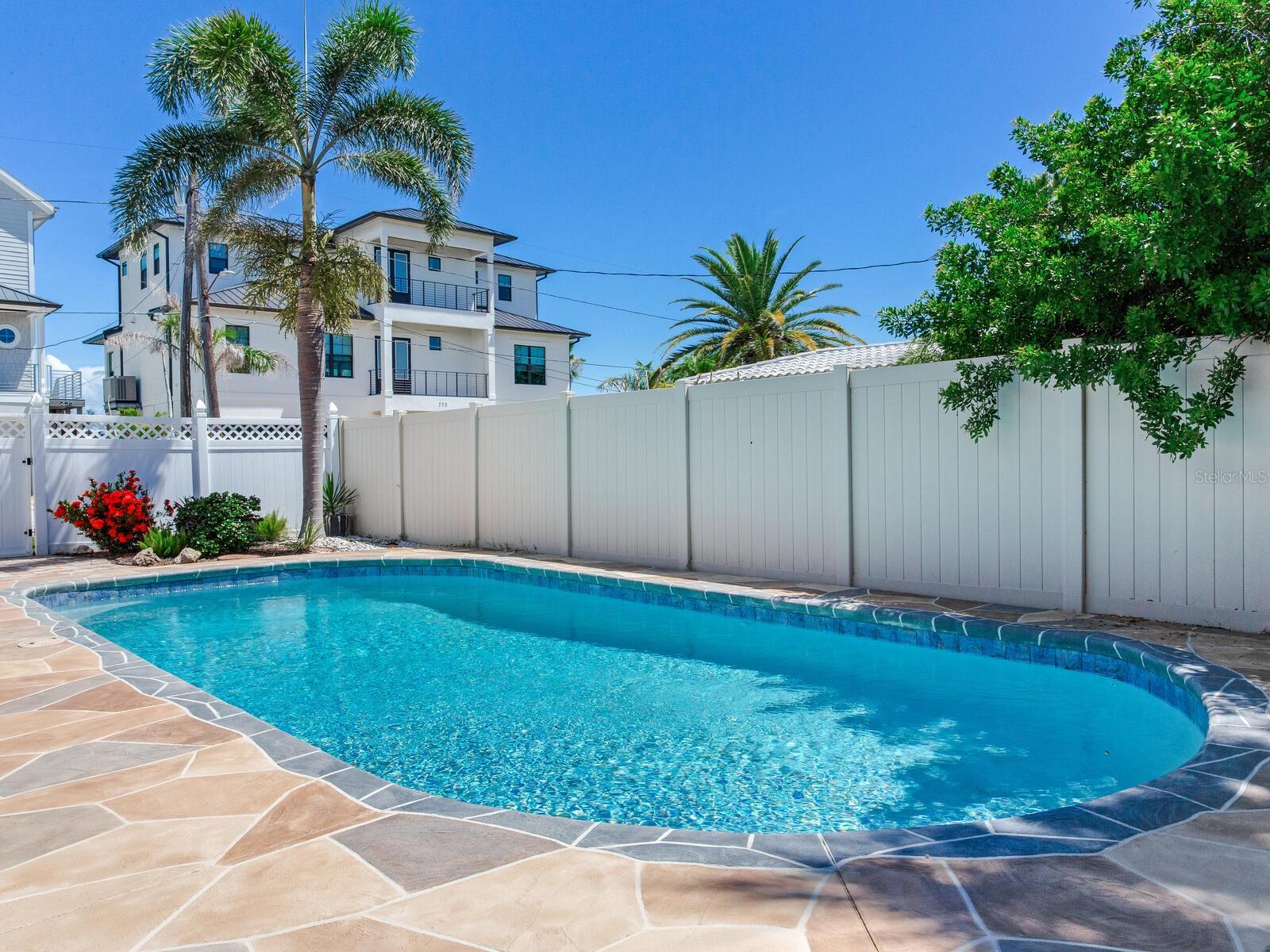 MADEIRA SHORES 1ST ADD - Residential Lease