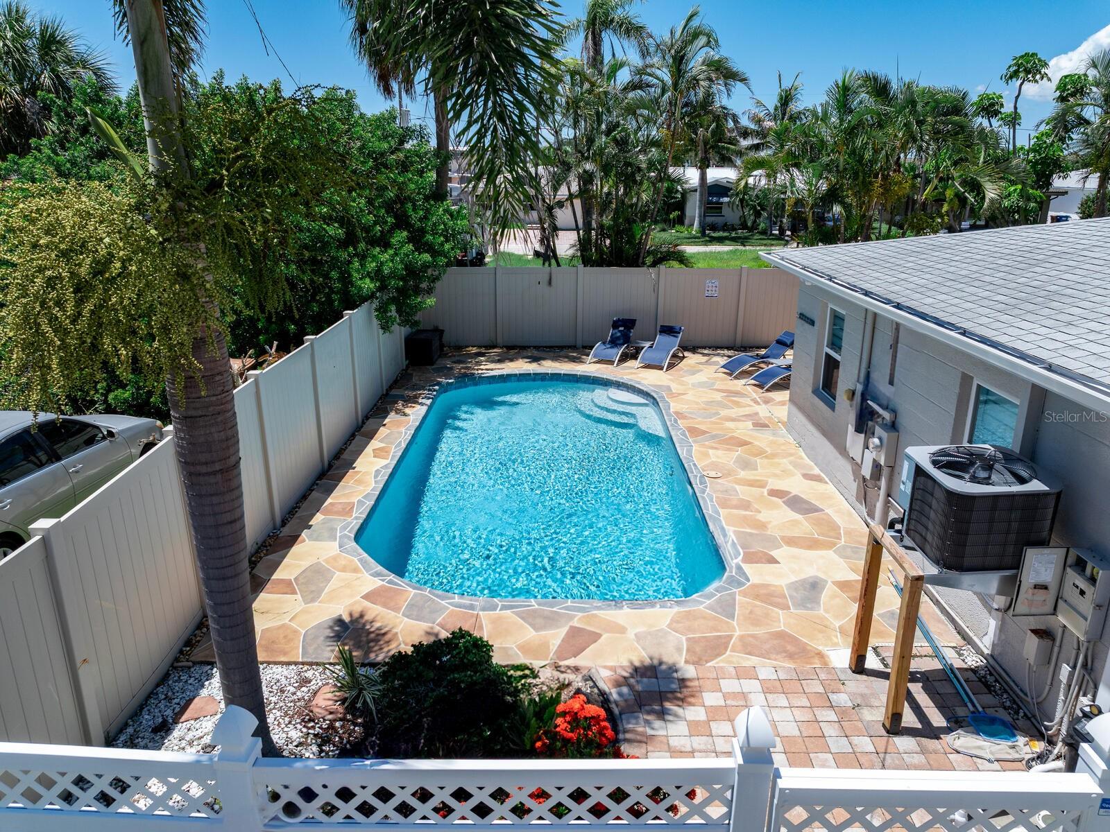 MADEIRA SHORES 1ST ADD - Residential Lease