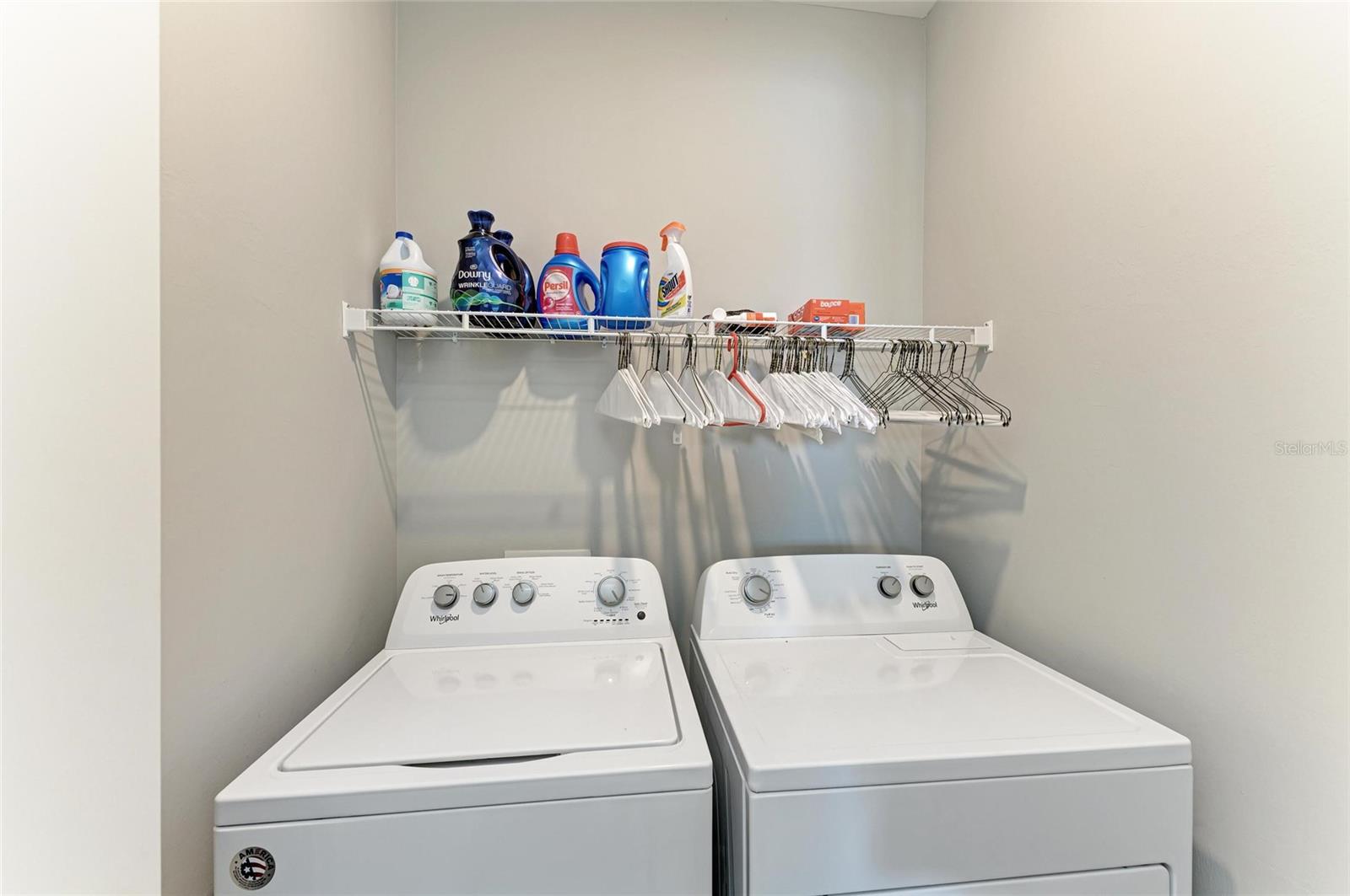 DEL WEBB PH V SUBPH 5A, 5B & 5C - Residential Lease