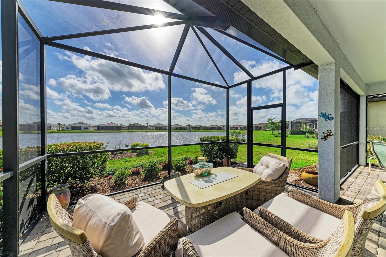 DEL WEBB PH V SUBPH 5A, 5B & 5C - Residential Lease