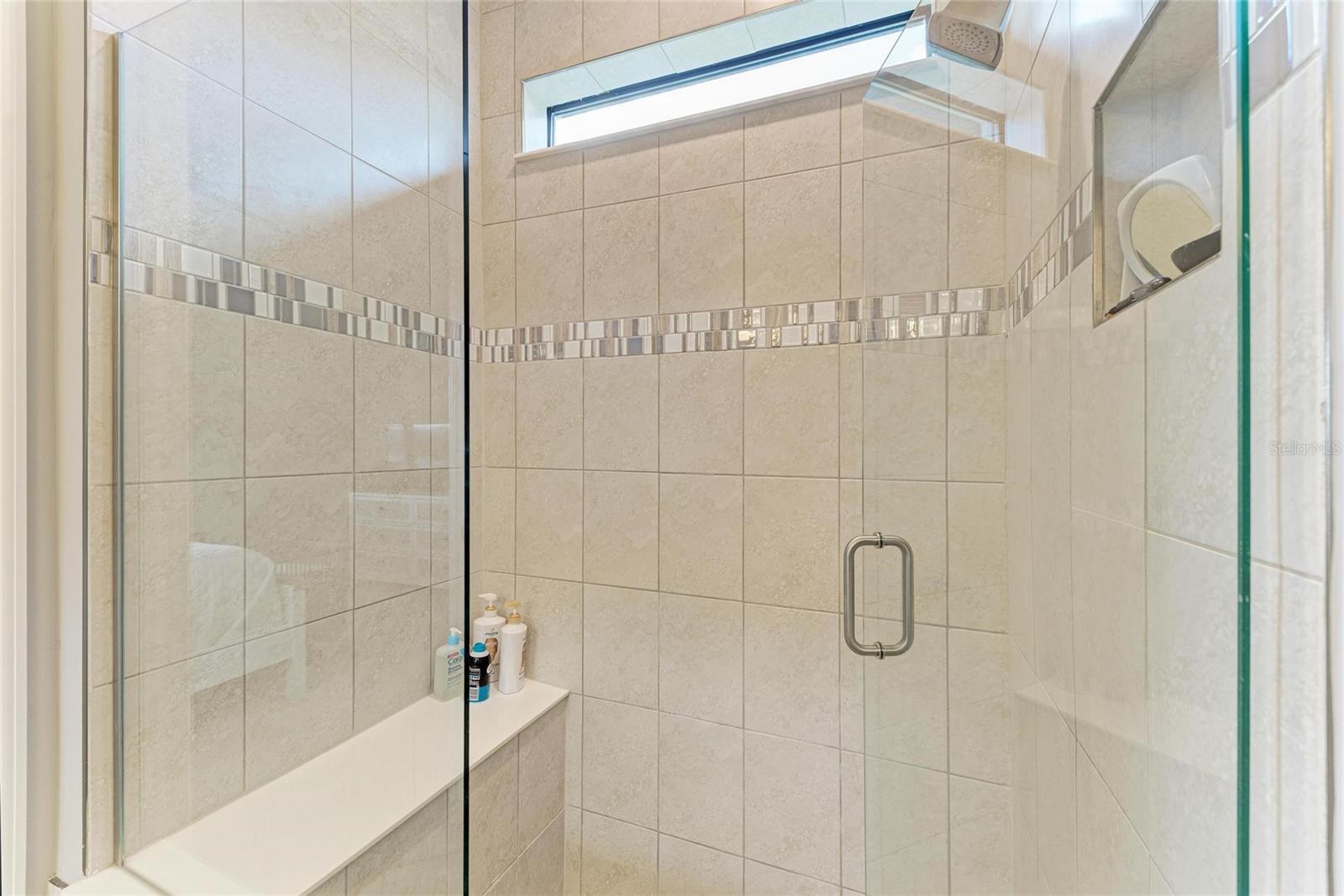 DEL WEBB PH V SUBPH 5A, 5B & 5C - Residential Lease