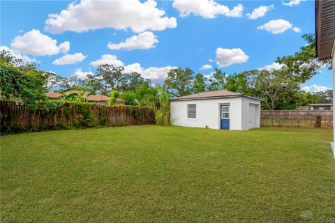 A home in TAMPA