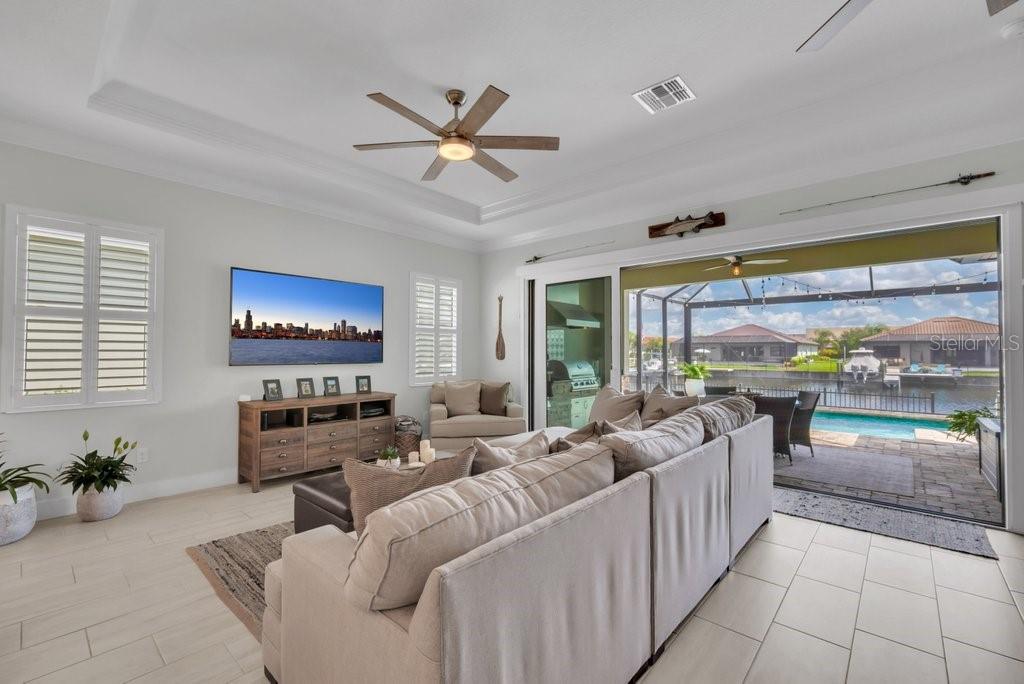 SANCTUARY COVE - Residential