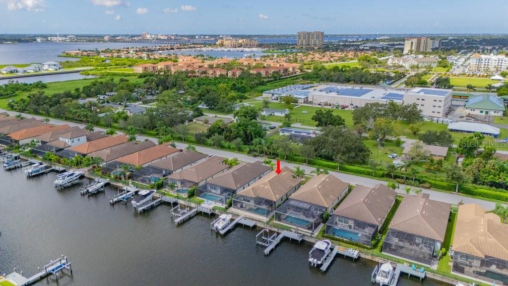 SANCTUARY COVE - Residential