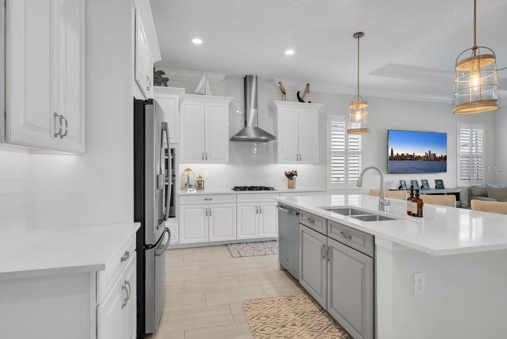 SANCTUARY COVE - Residential