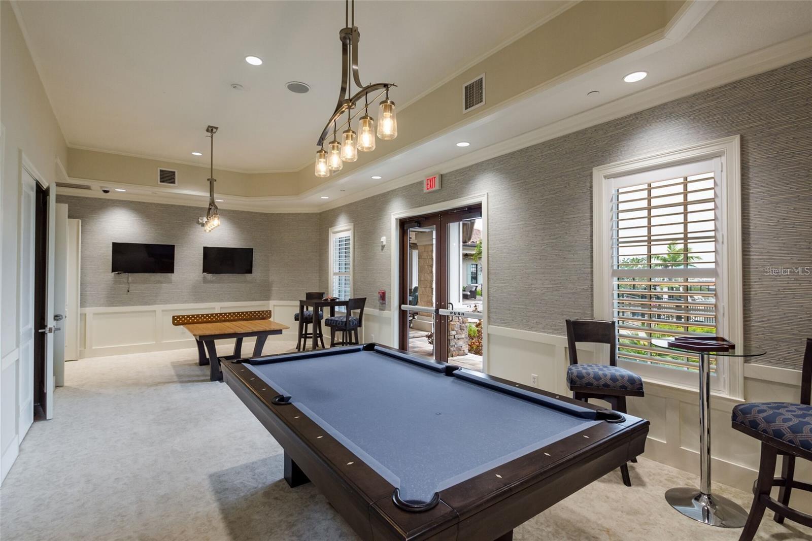 SANCTUARY COVE - Residential