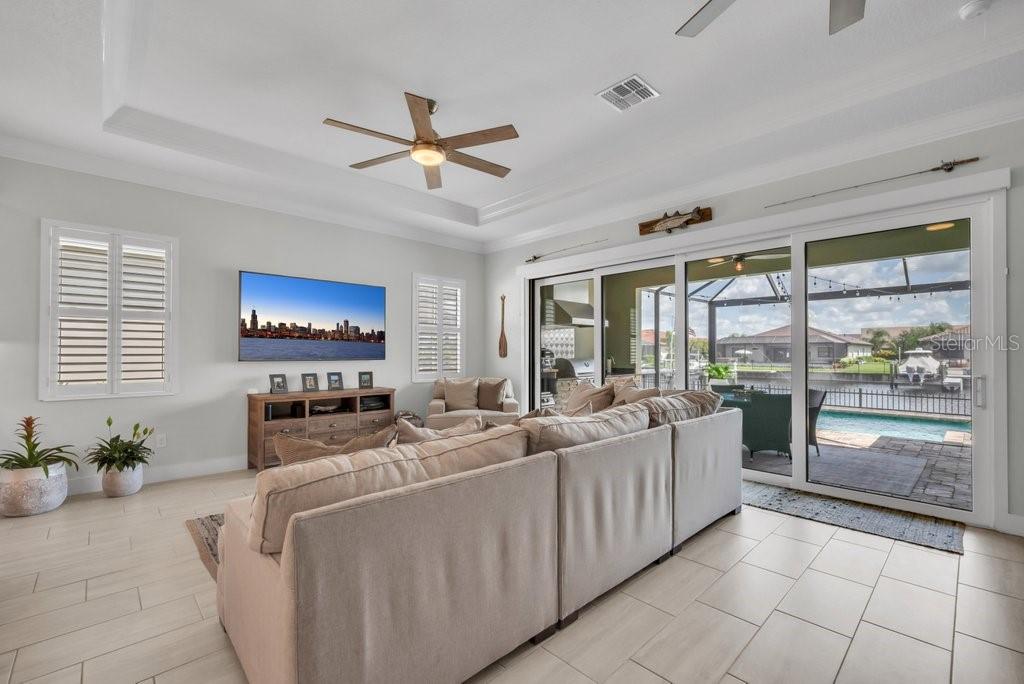 SANCTUARY COVE - Residential