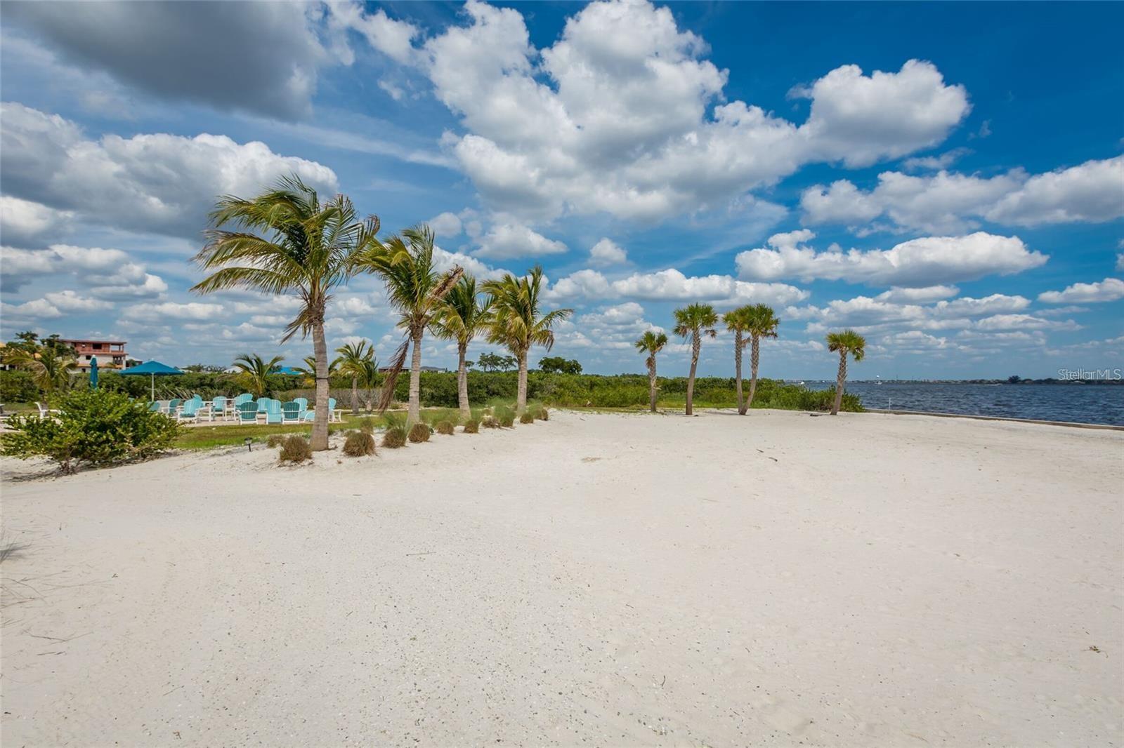 SANCTUARY COVE - Residential