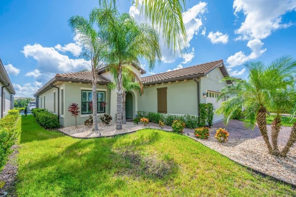 Photo of 710 16th Avenue E, Palmetto, FL 34221 (MLS # TB8428195)