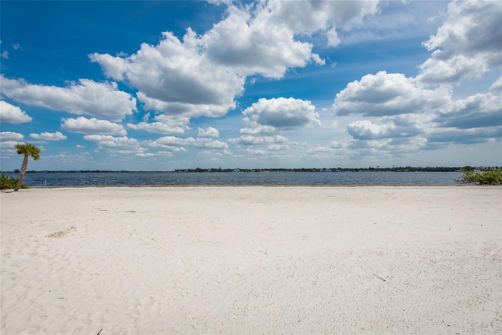 SANCTUARY COVE - Residential