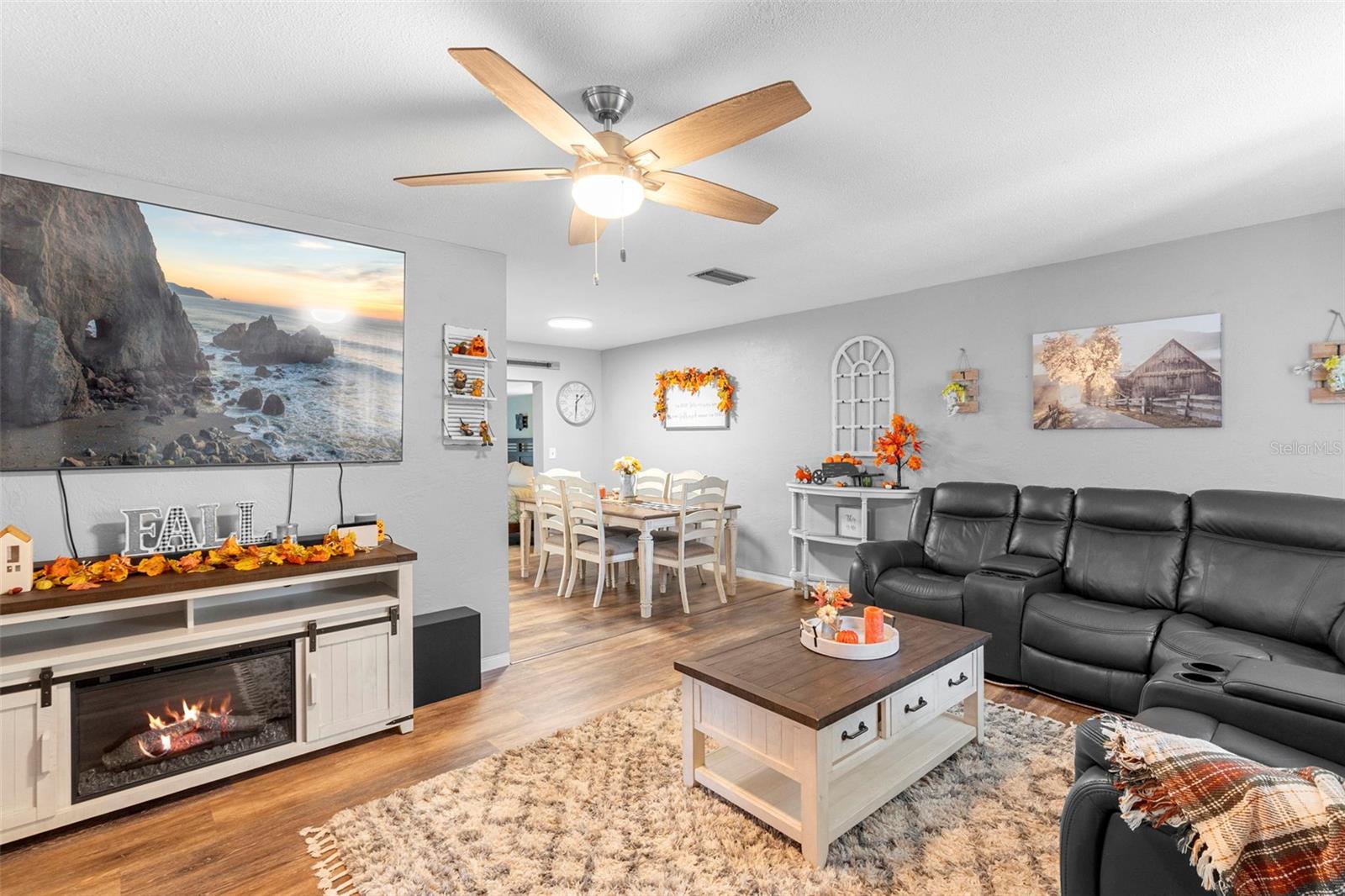HARBOR OAKS UNIT 01 - Residential