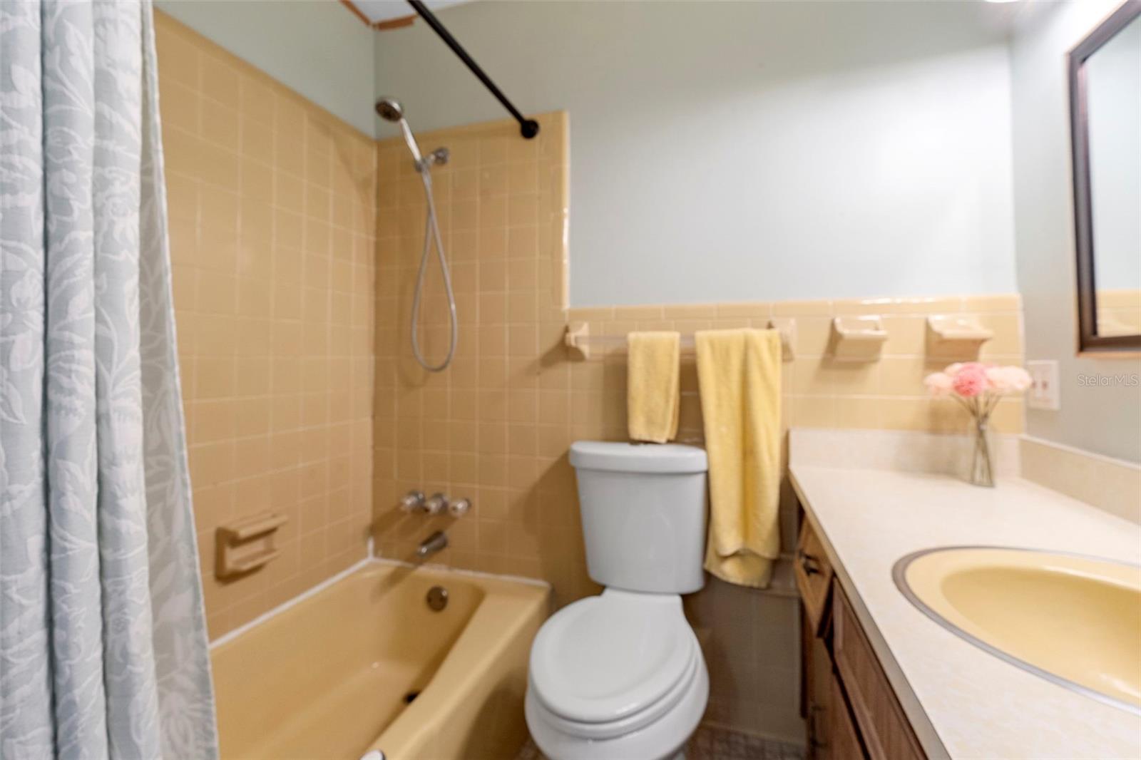 HARBOR OAKS UNIT 01 - Residential