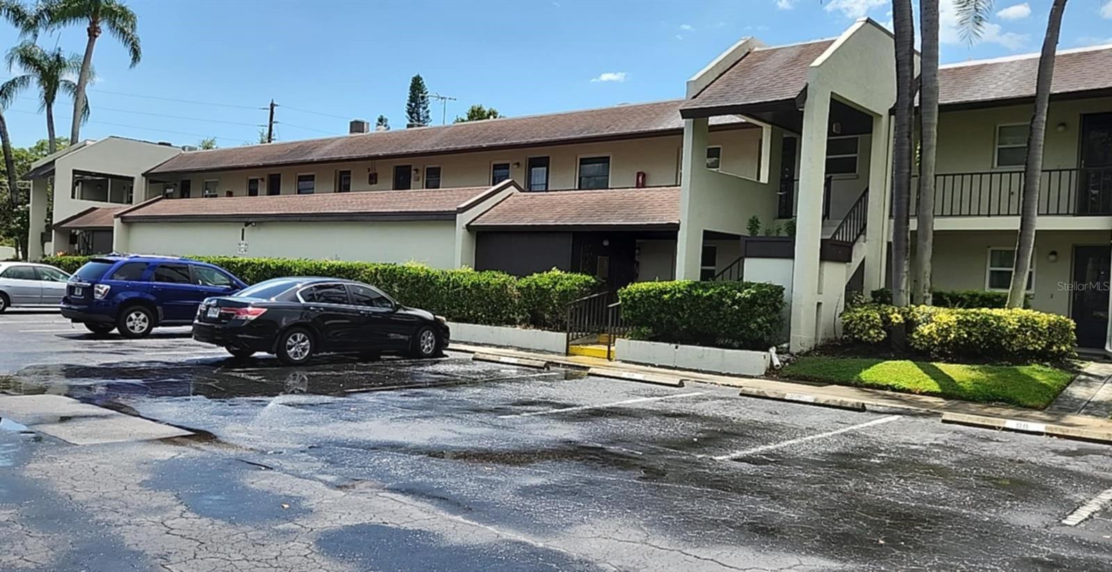 1100 E BAY DRIVE 105