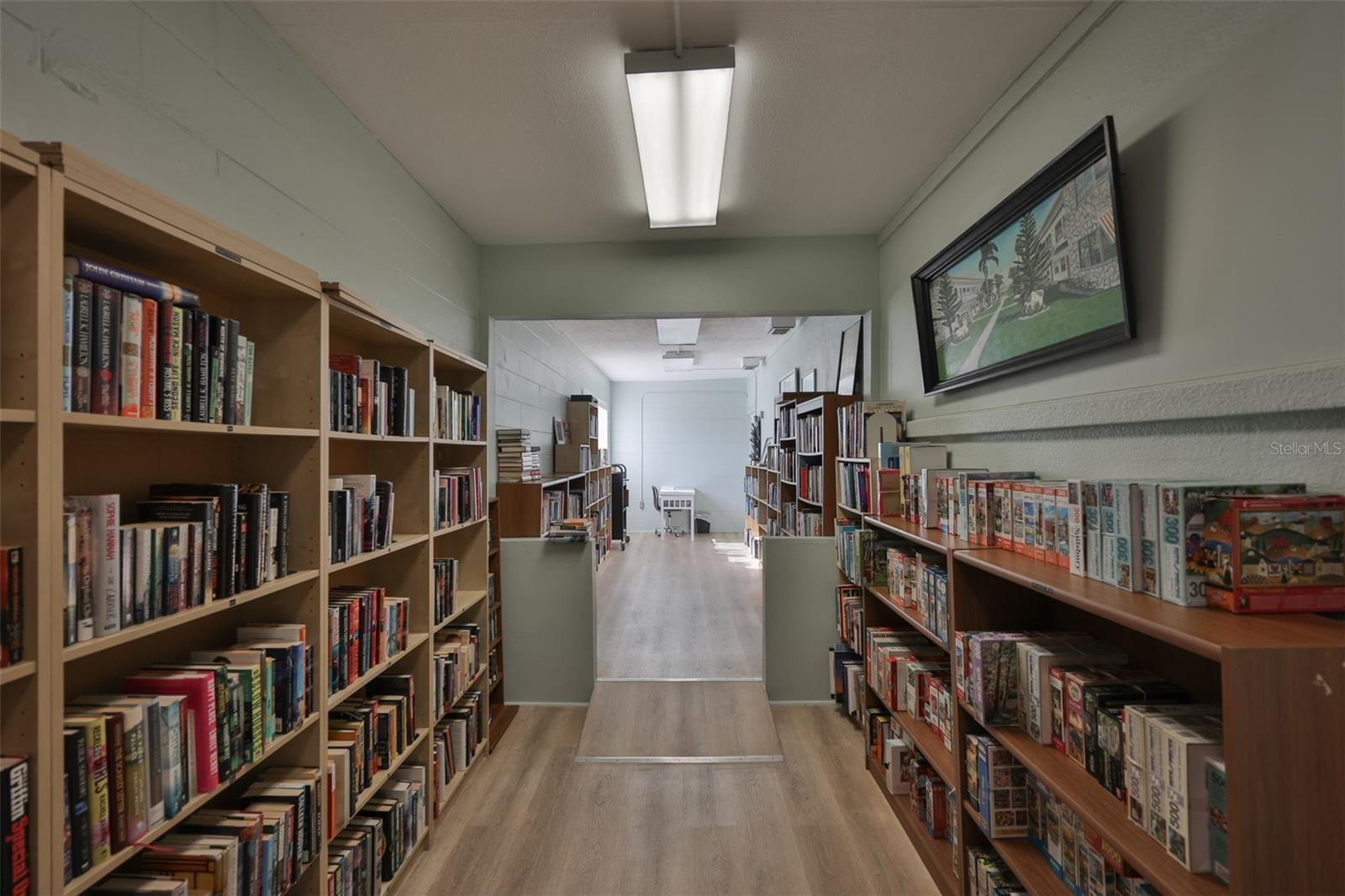 TOWN APTS CONDO - Residential