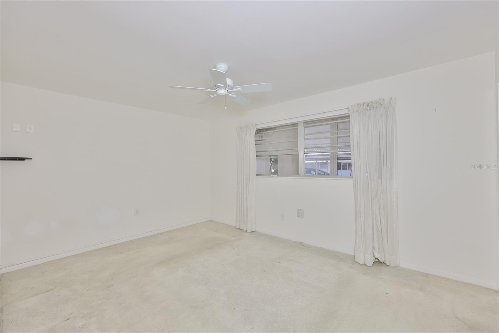 TOWN APTS CONDO - Residential