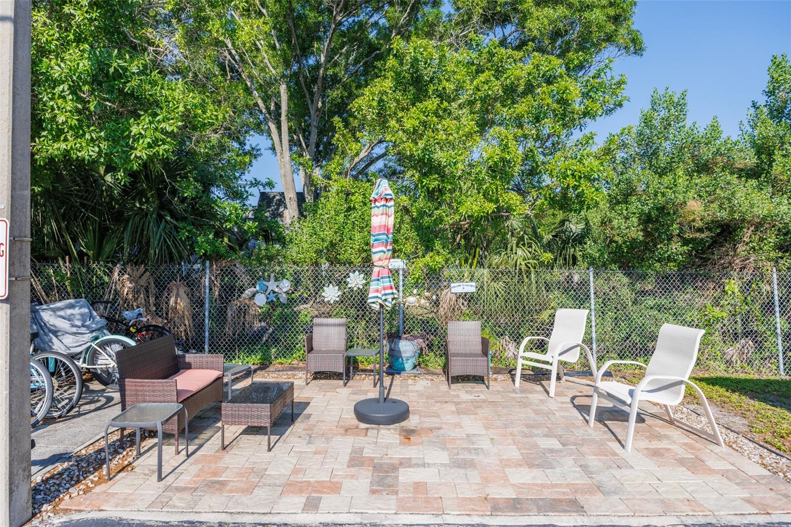 TOWN APTS CONDO - Residential