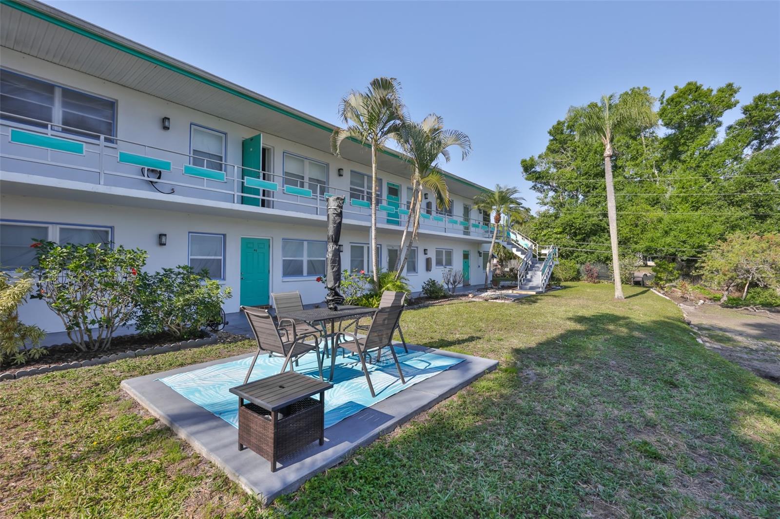 TOWN APTS CONDO - Residential