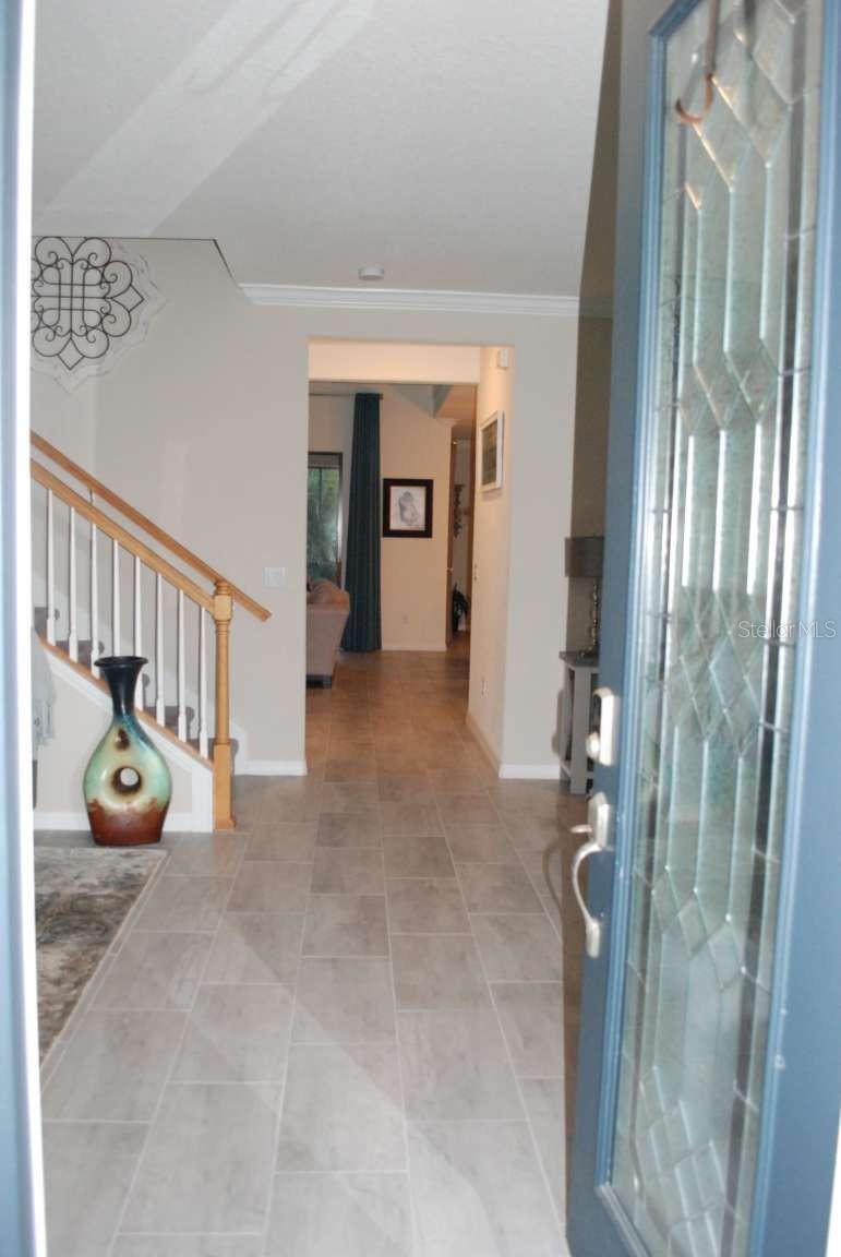 718 ACACIA COURT