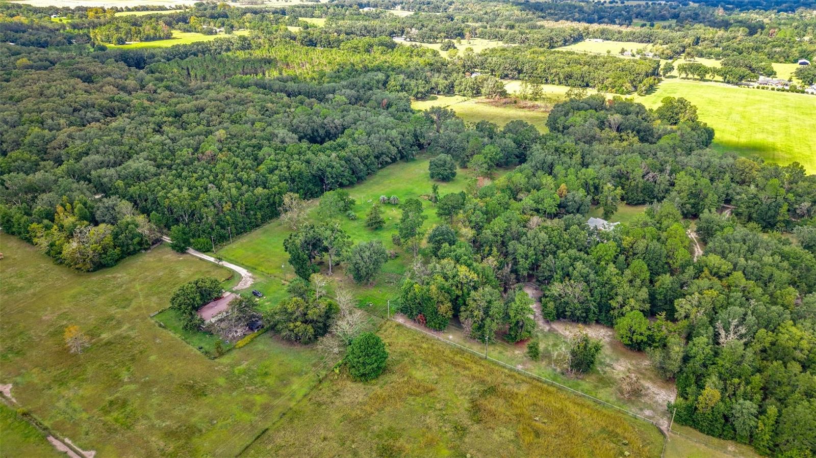 CADILLAC ESTATES - Land