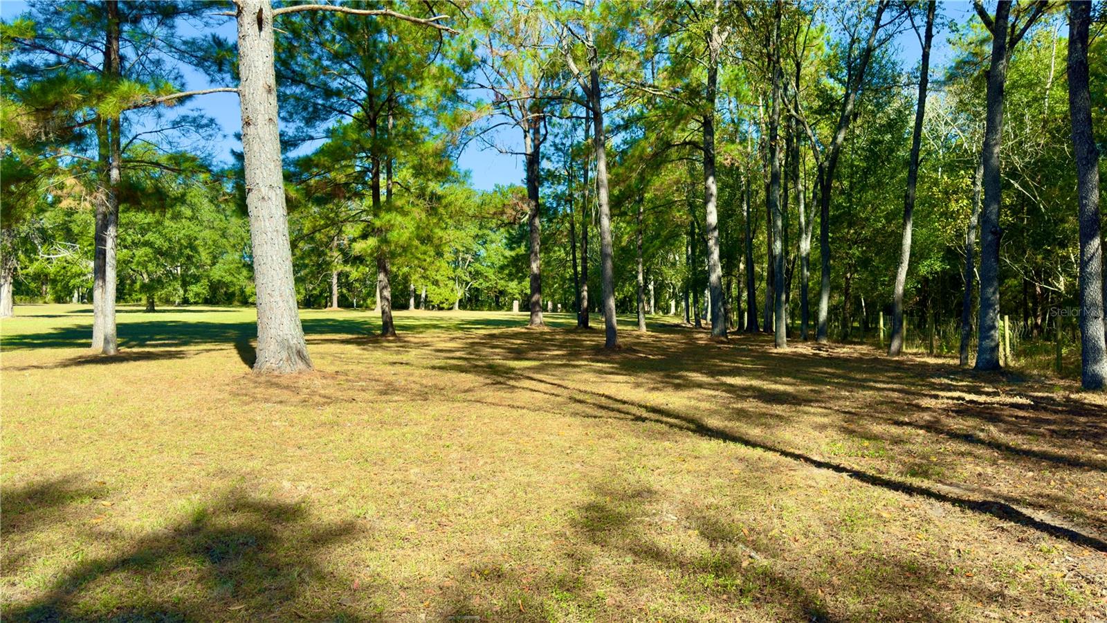 CADILLAC ESTATES - Land