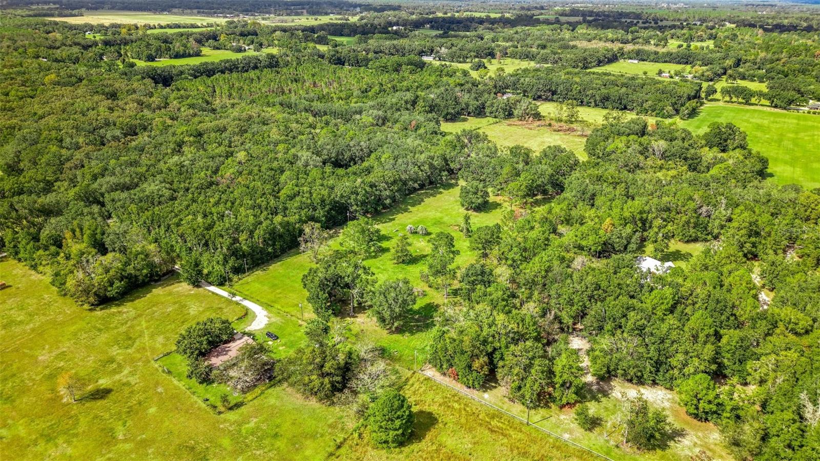 CADILLAC ESTATES - Land