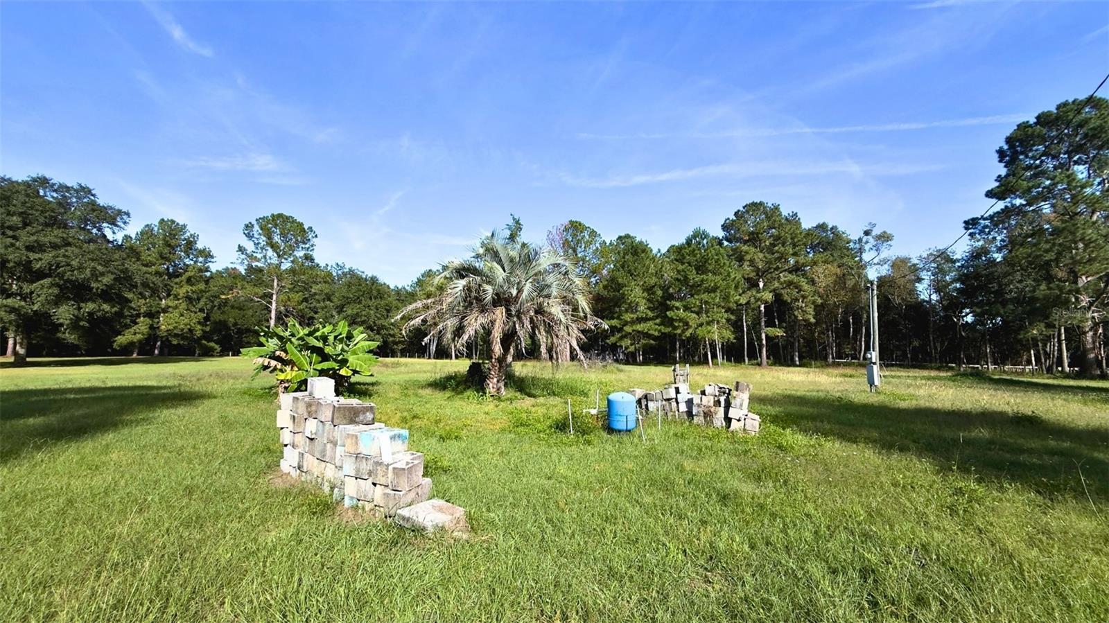 CADILLAC ESTATES - Land