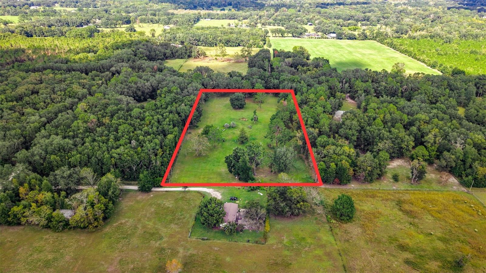 CADILLAC ESTATES - Land