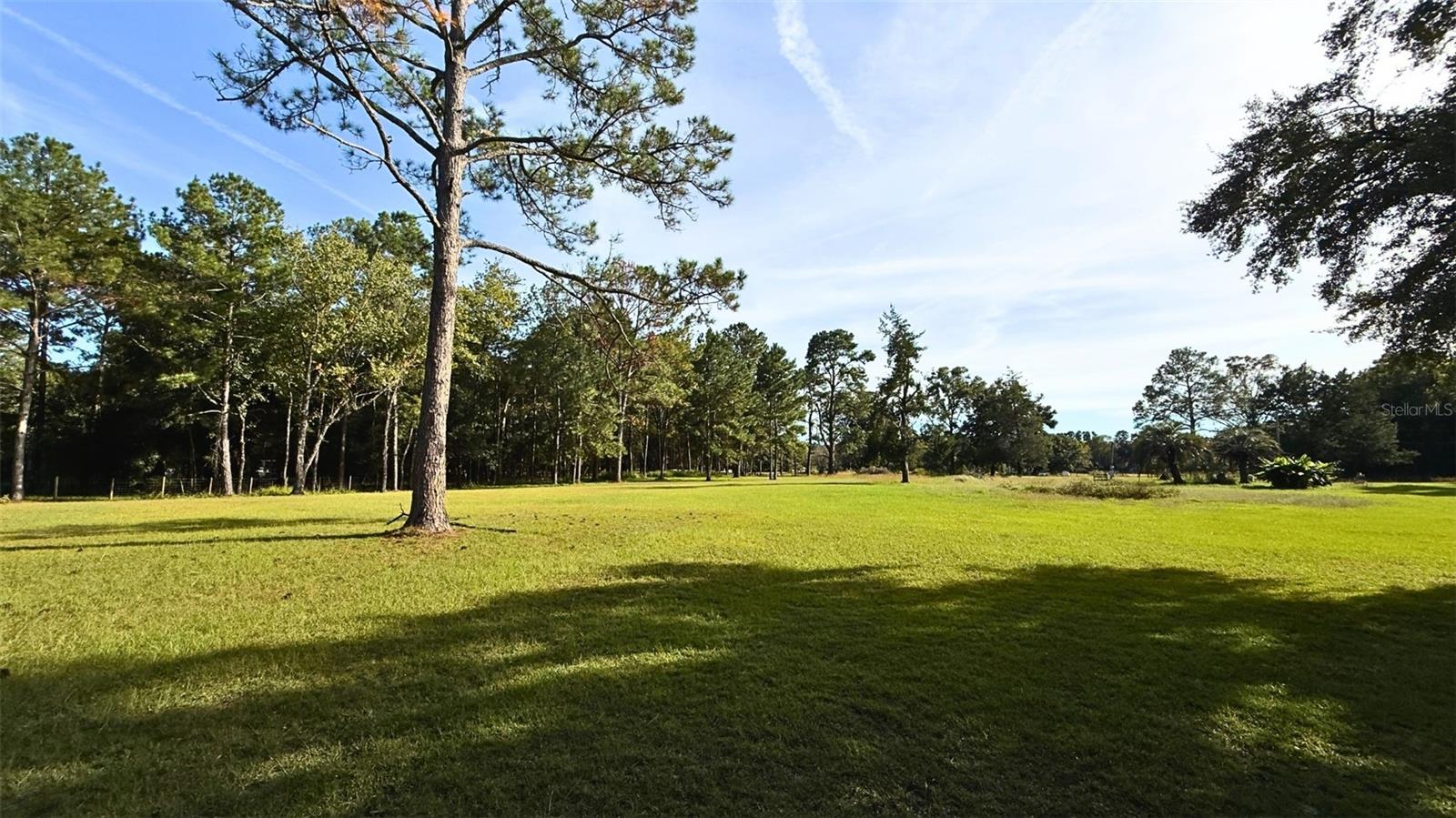 CADILLAC ESTATES - Land