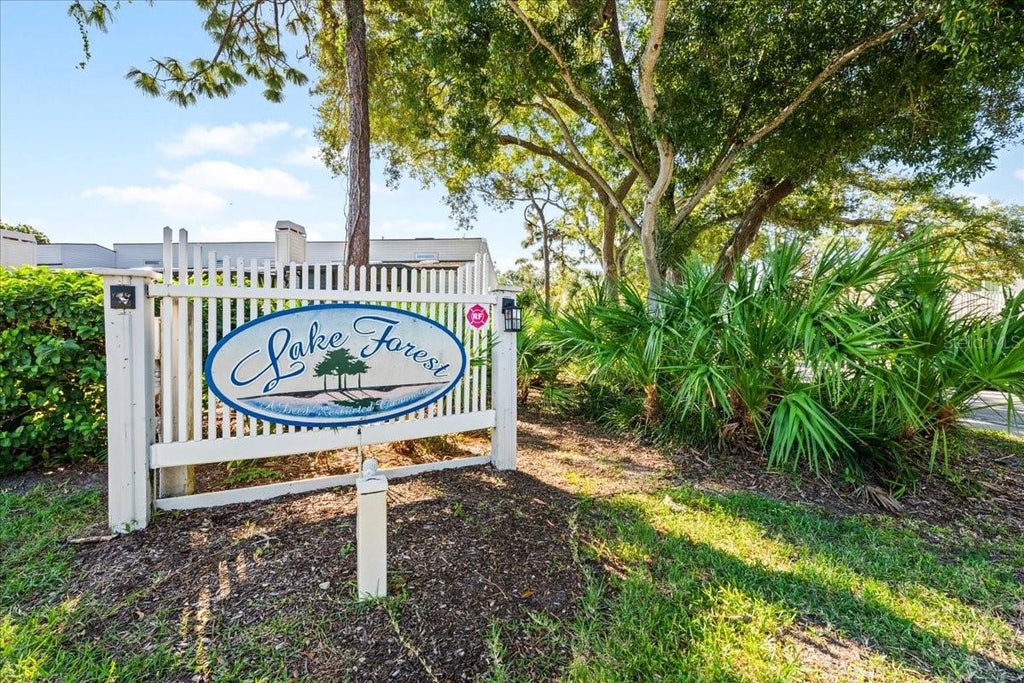 Photo of 6437 93rd Terrace N #5004, Pinellas Park, FL 33782 (MLS # TB8554808)